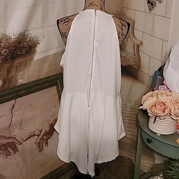 New Handkerchief Style Romper Size 3XL - Picture 4 of 7